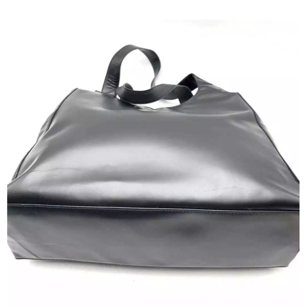 Salvatore Ferragamo Solid Black Shoulder Bag - image 6